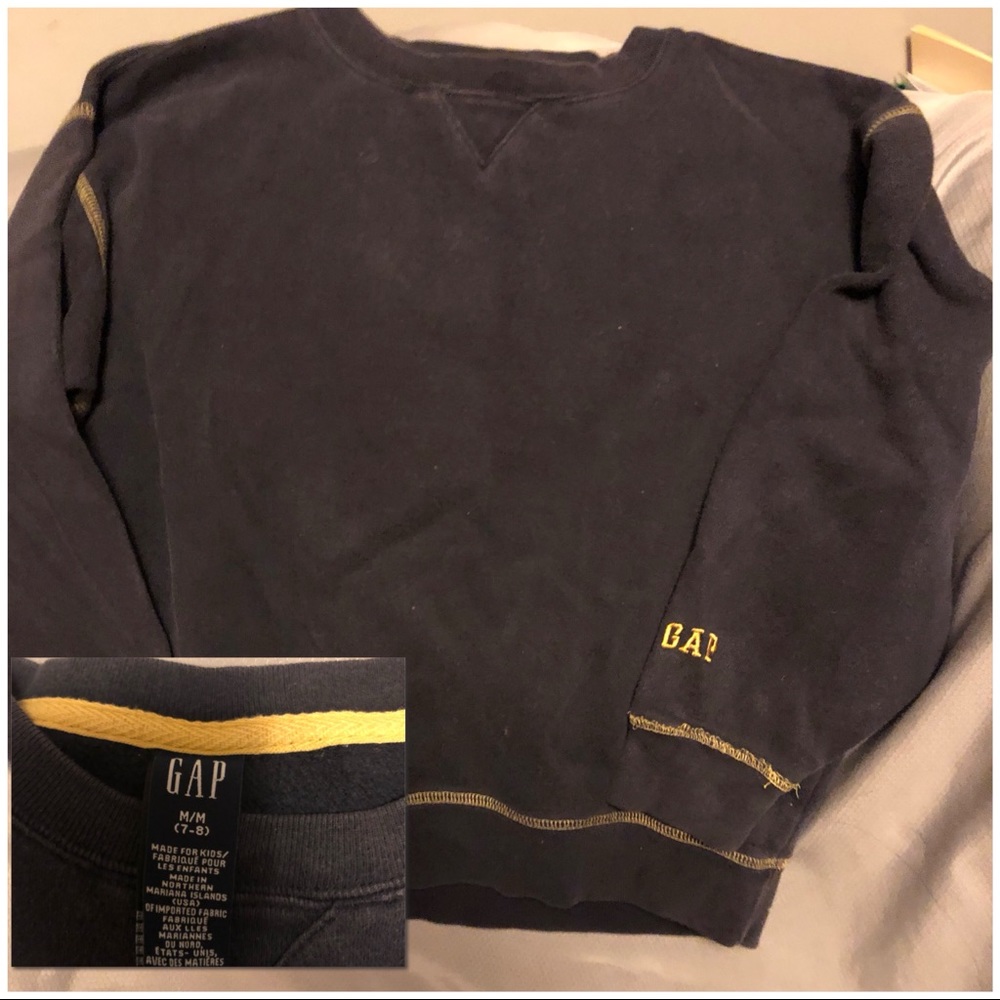 Kids 7/8 Gap sweatshirt